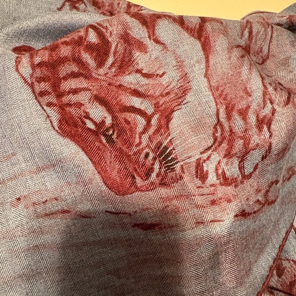 Hermès Wild Cat Scarf - Picture 7 of 11